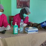 VAKSINASI COVID-19 DI PUSKESMAS KALIMAS DAN MTs SALAFIYAH KALIMAS