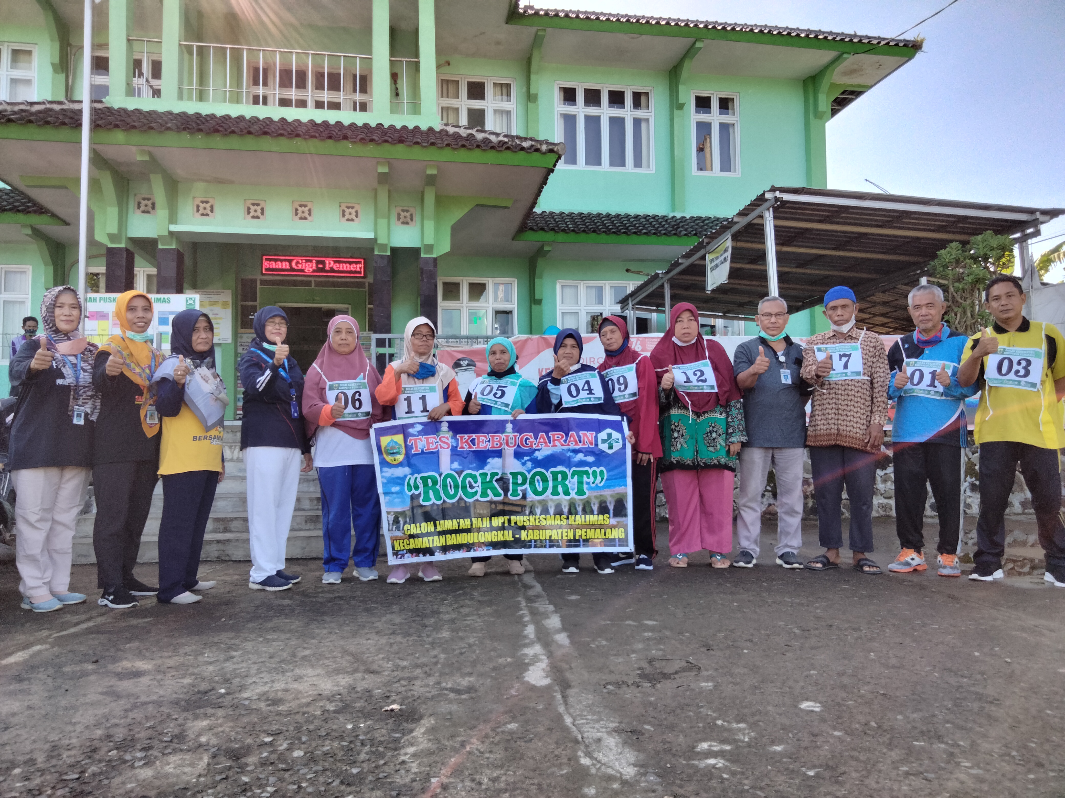 KEGIATAN ROCK PORT CALON JAMAAH HAJI